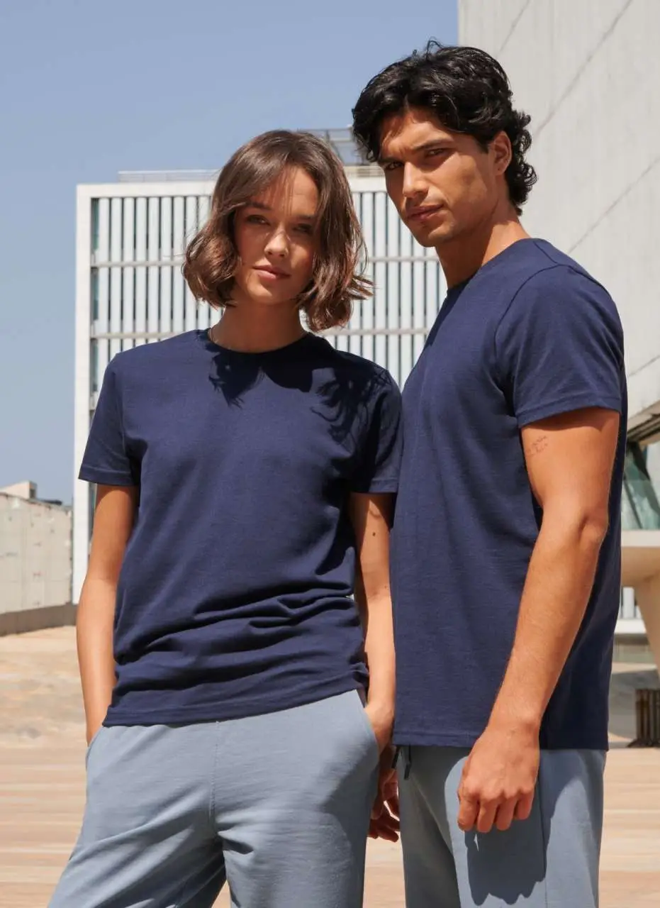 UNISZEX FENNTARTHATÓ GENERÁCIÓ PÓLÓ (1) SF Clothing UNISZEX FENNTARTHATÓ GENERÁCIÓ PÓLÓ (SFSF130) – termékkép 1